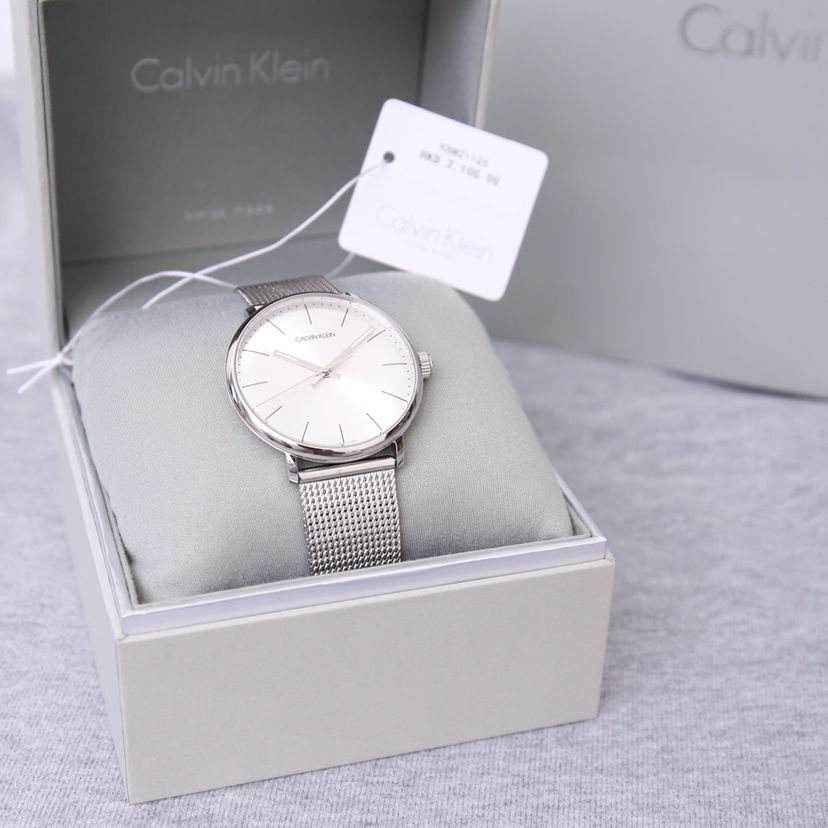 CK-18 Ck男士腕表,秉承Ck简约风格 上手大气质量极佳尺寸:40mm作为时尚界的知名品牌 我们的