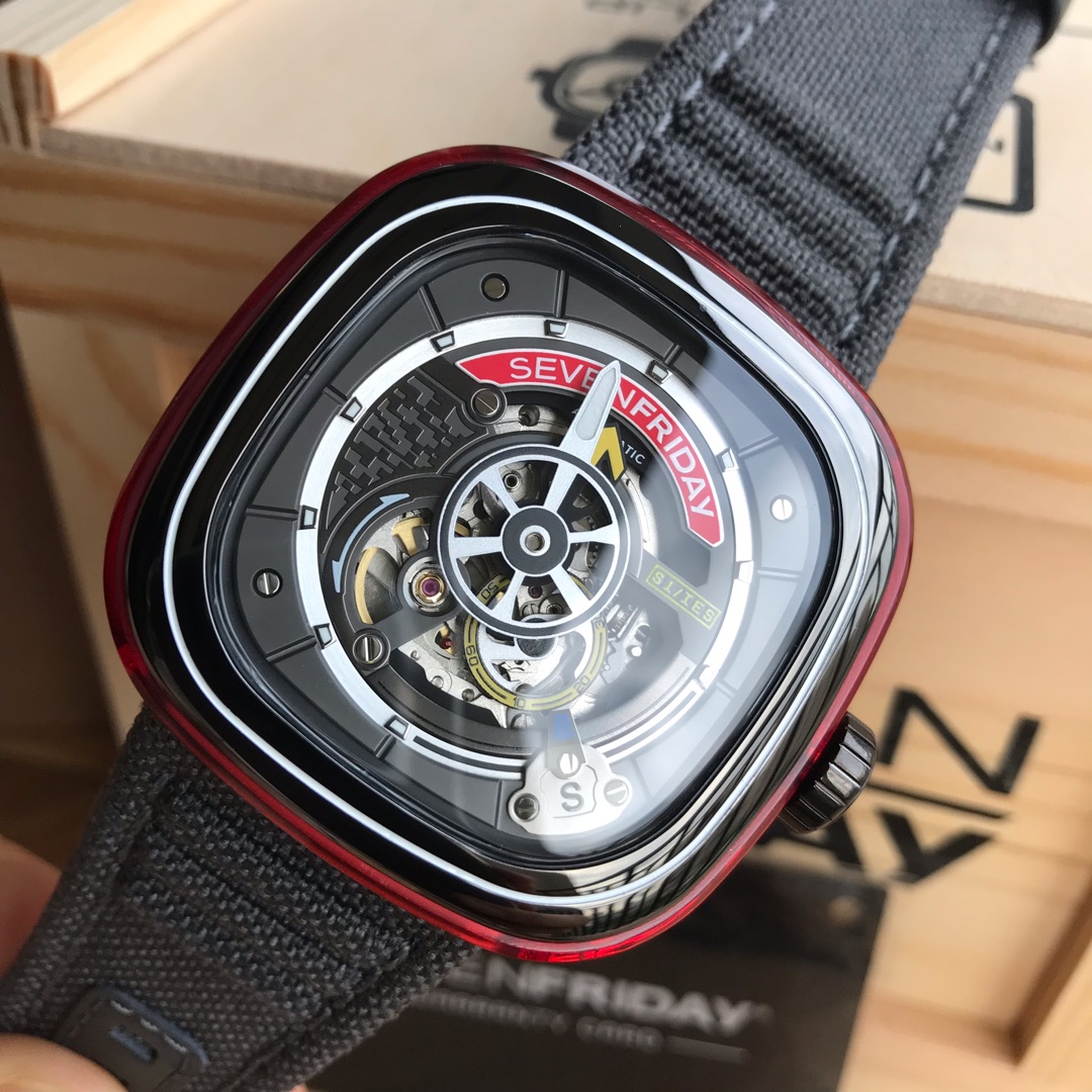 SF-17 新款Sevenfriday，七个星期五 型号S1-/3，~47mm表径，原装机械机芯，多层