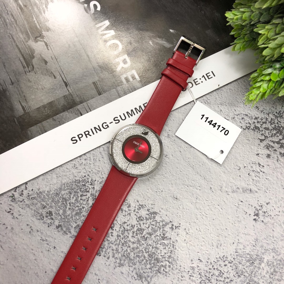 SWA1144170 正品手表渠道货,全套专柜包装,带盖章保卡,防伪卡,支持专柜验货,实物拍摄;施华洛世奇品牌特