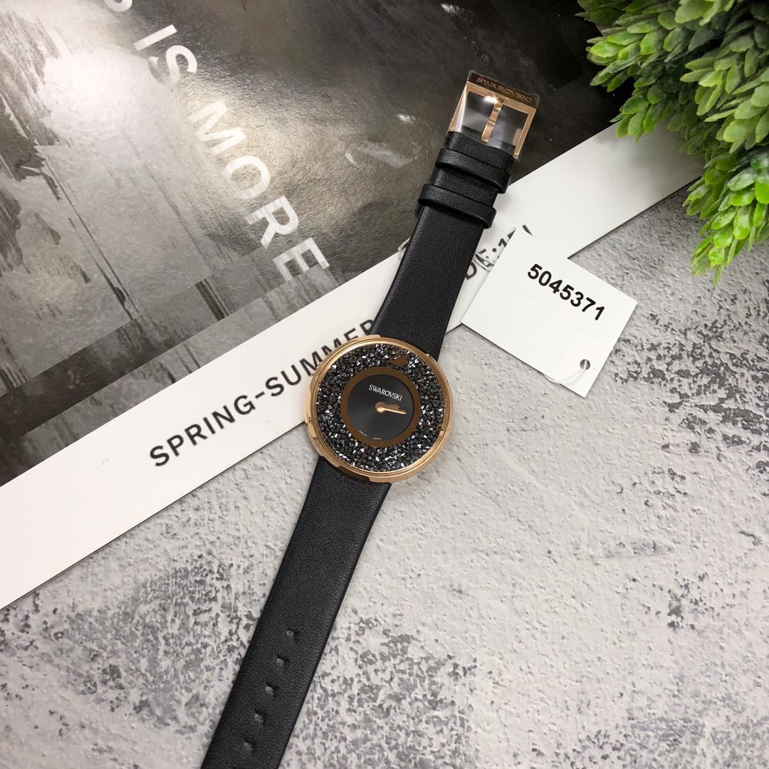 SWA5045371 正品手表渠道货,全套专柜包装,带盖章保卡,防伪卡,支持专柜验货,实物拍摄;施华洛世奇品牌特