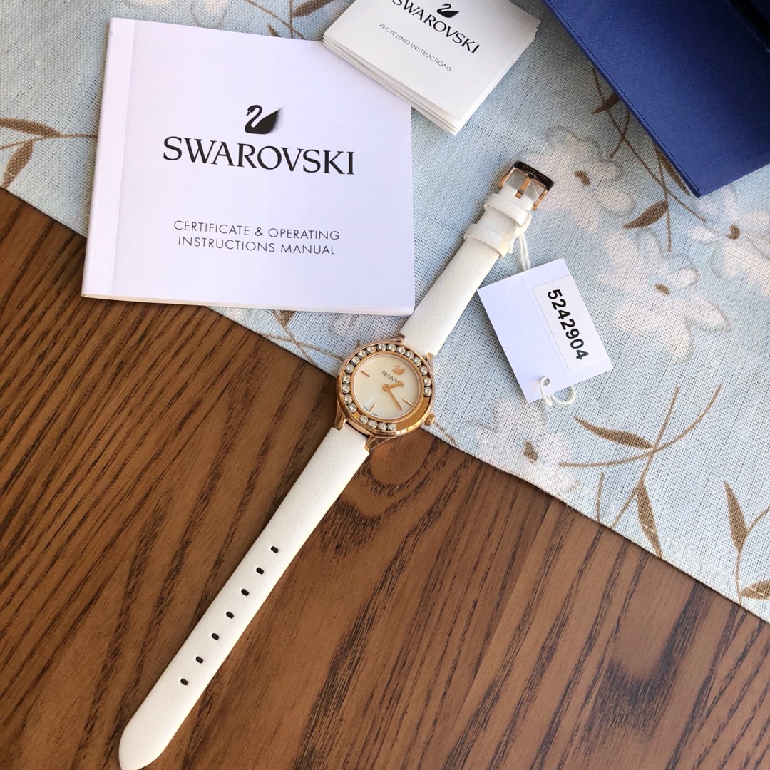 SWA5242904 正品手表渠道货,全套专柜包装,带盖章保卡,防伪卡,支持专柜验货,实物拍摄;施华洛世奇(Sw