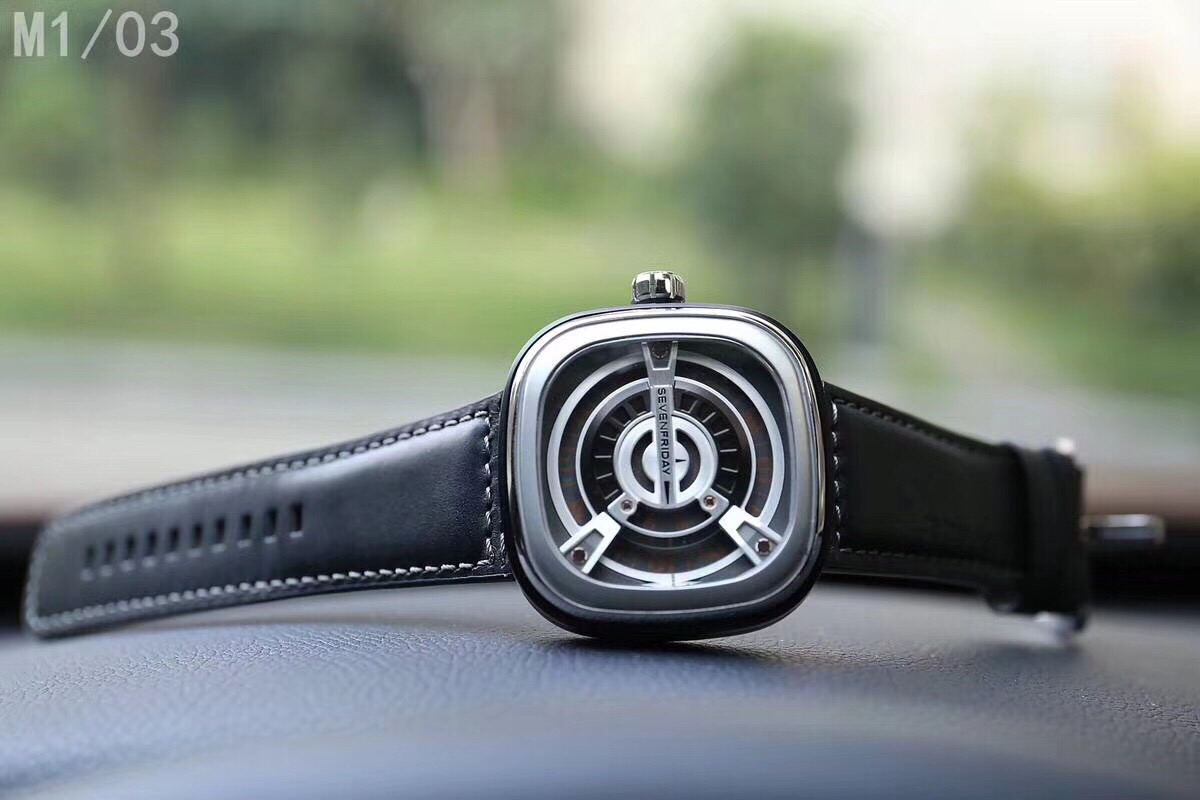 M103 极高版本七个星期五Seven Friday，原装西铁城miyota82s7机械机芯；