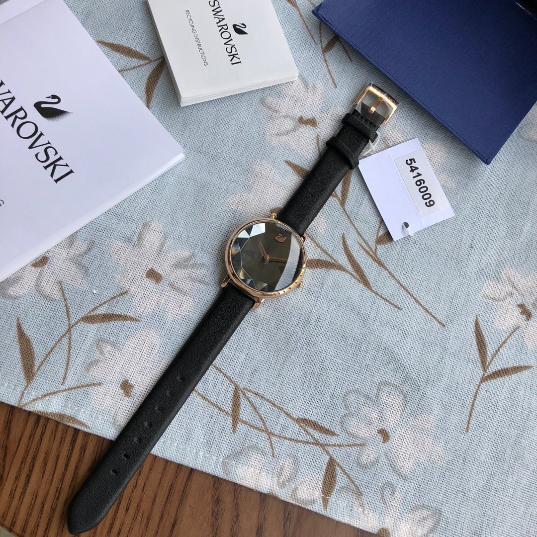 SWA5416009 正品手表渠道货,全套专柜包装,带盖章保卡,防伪卡,支持专柜验货,实物拍摄;施华洛世奇小天鹅