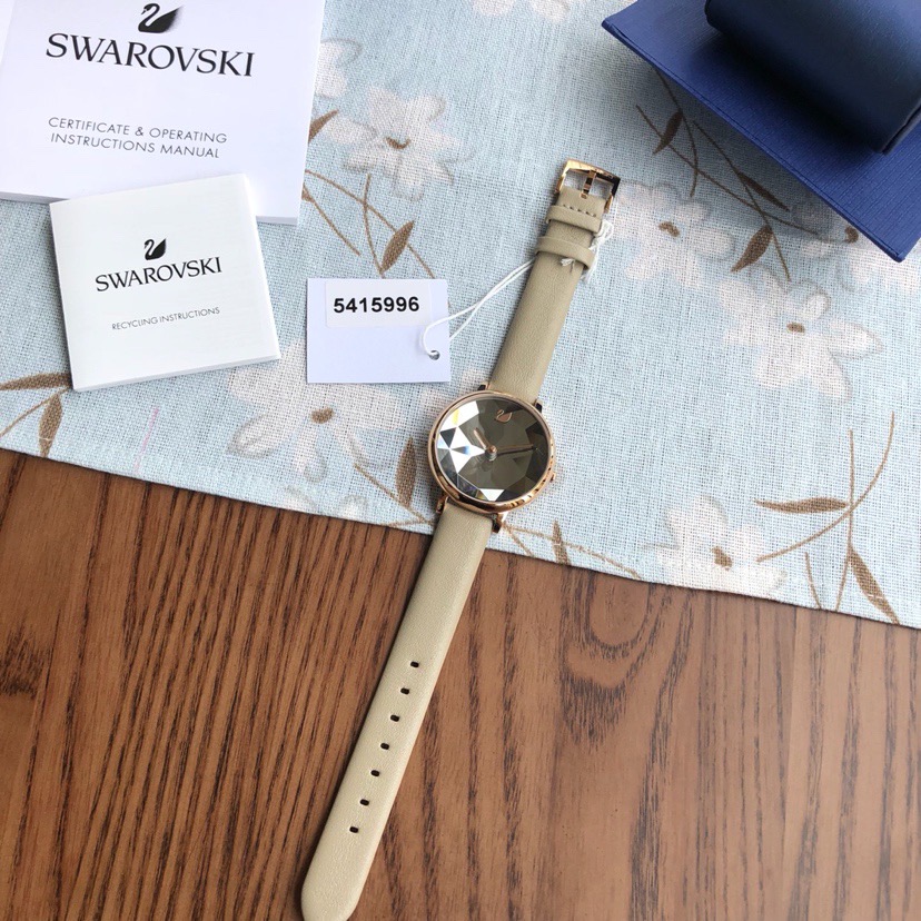 SWA5415996 正品手表渠道货,全套专柜包装,带盖章保卡,防伪卡,支持专柜验货,实物拍摄;施华洛世奇小天鹅