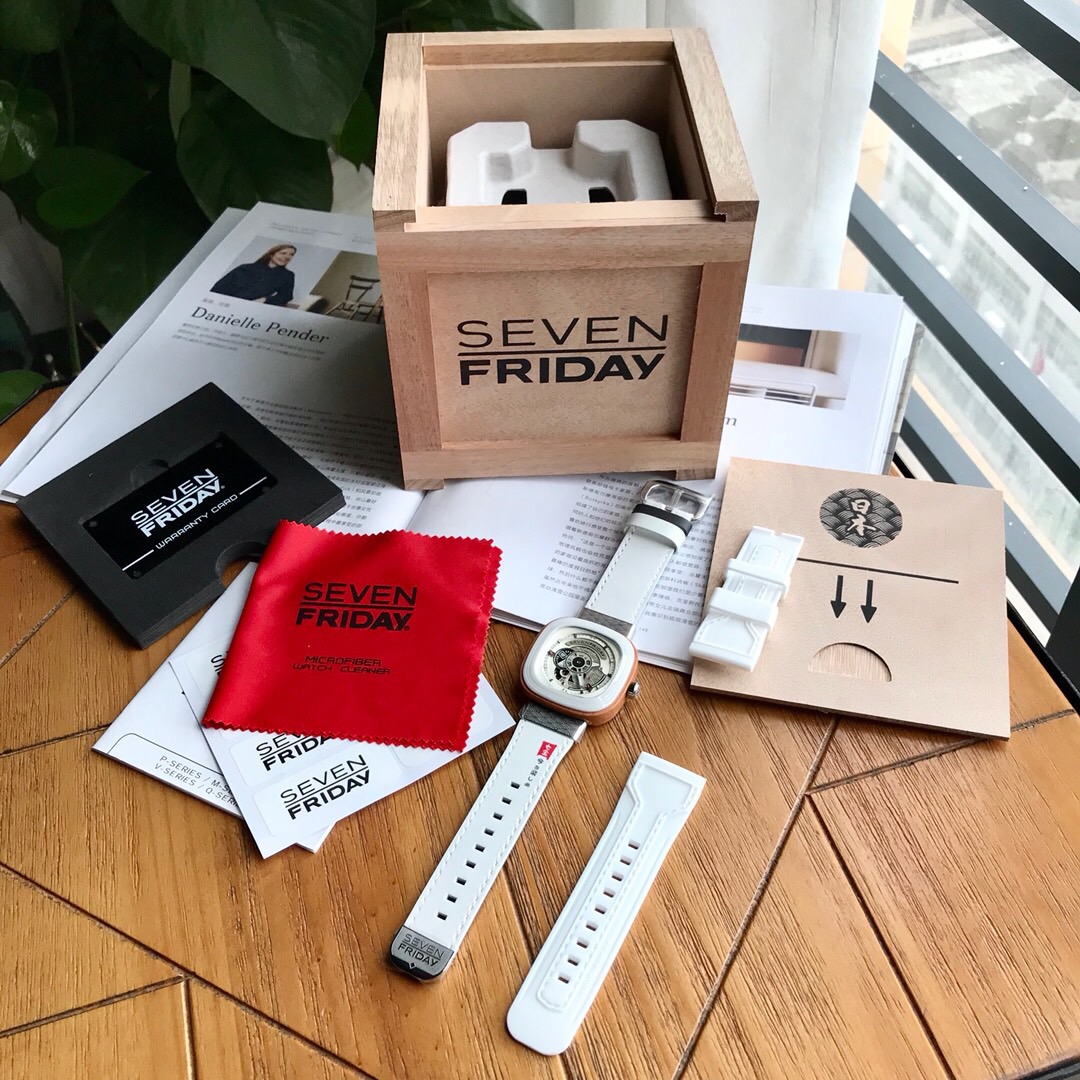 P1B03 新款到货！配限量版专属包装盒；本樱花限量版七金曜日，P1B/03，原装miyota 82s