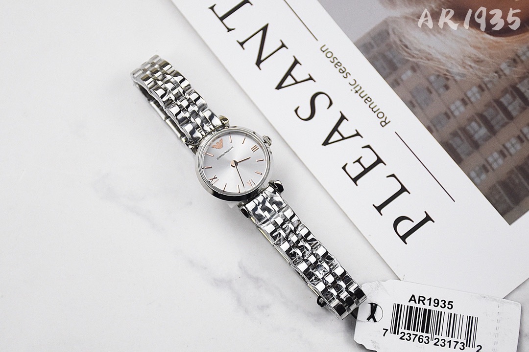 AR1935 ARMANI阿玛尼正品手表渠道货,全套专柜包装,带盖章保卡,防伪卡,支持专柜验货,实物拍摄