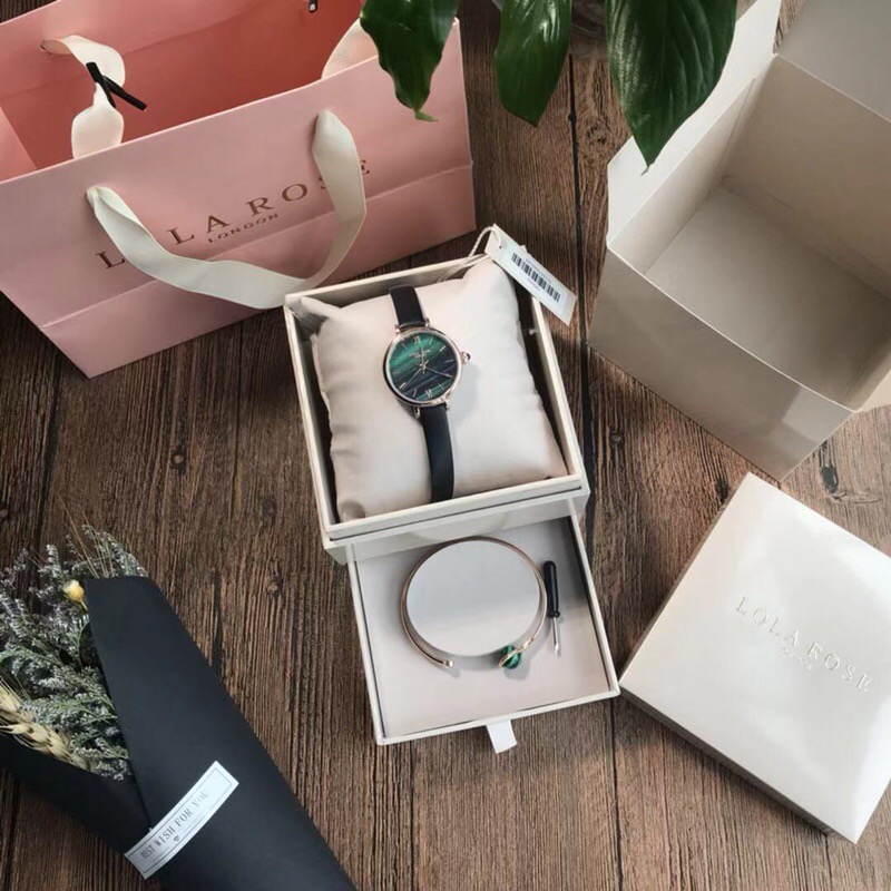 LR005 小红书同款，天猫专供原单正品，LolaRose英国小众简约文艺小表盘，星空闪闪；LOLA的