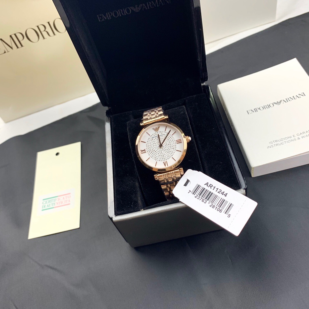 AR11244 ARMANI 阿玛尼正品手表,全套专柜包装,带盖章保卡,防伪卡,支持专柜验货,实物拍摄;最