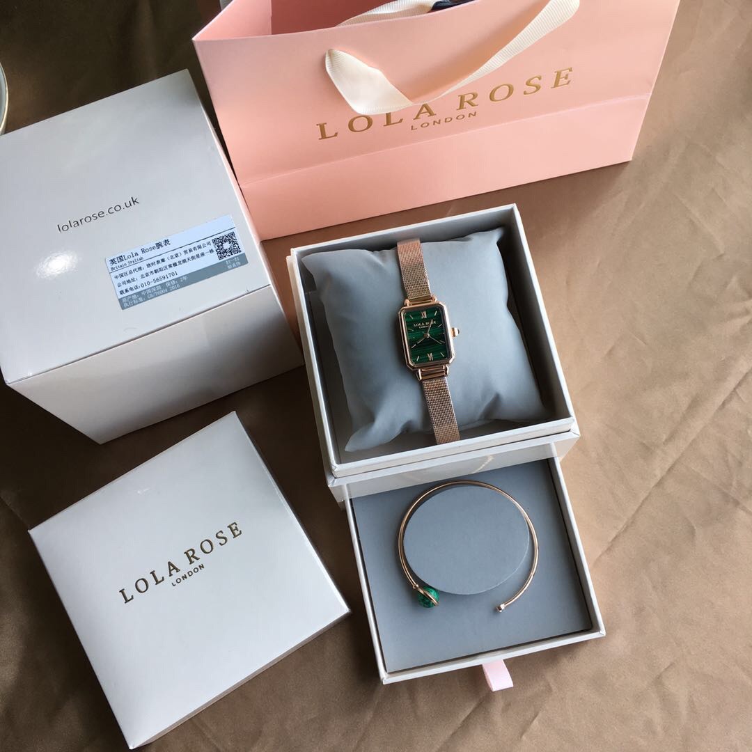LR003 LolaRose英国小众简约文艺小表盘，星空闪闪；腕表采用原装机芯，配全套包装；表盘尺寸：