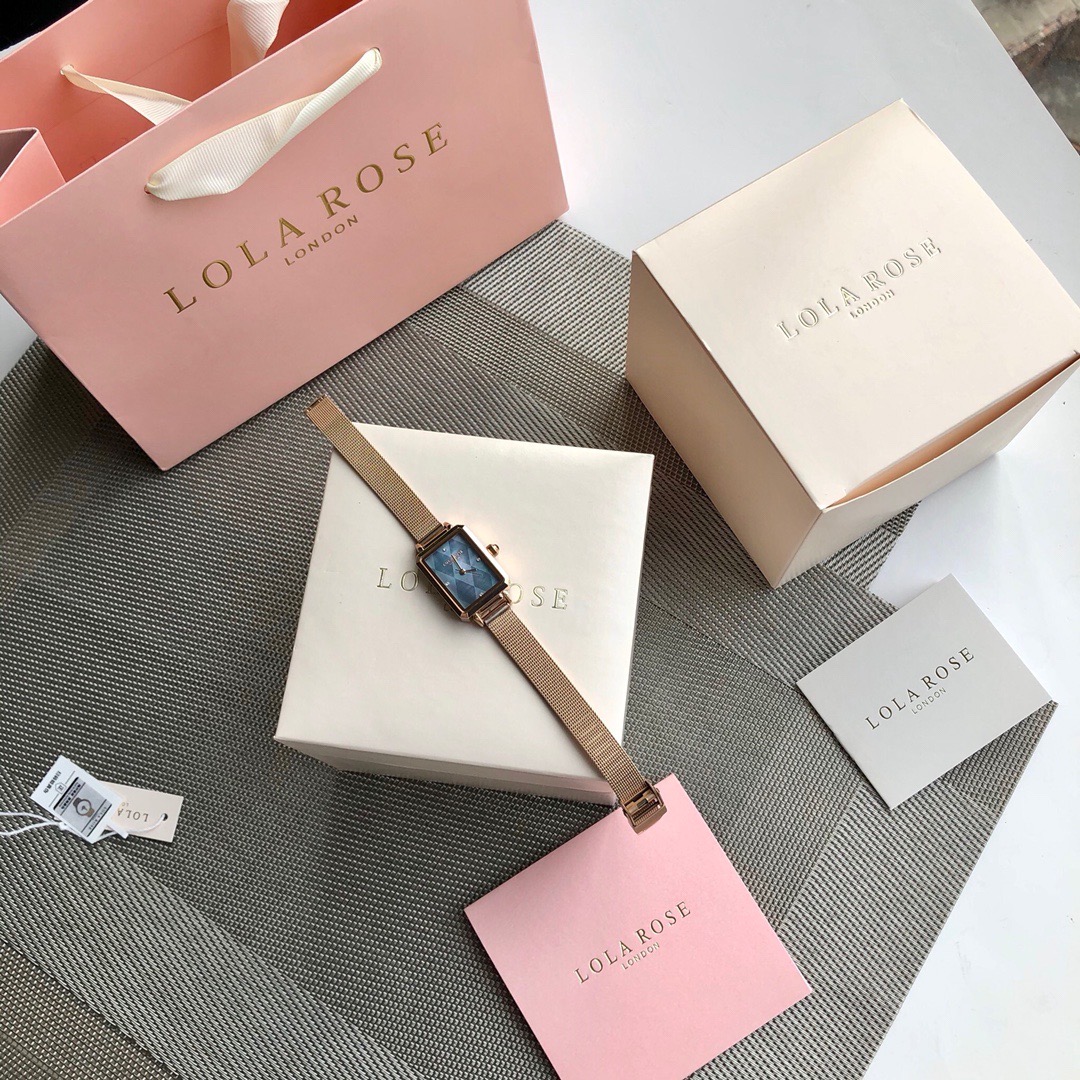 LR2136 来自英国小众品牌——Lola Rose，比起街上随处可见的DW，Lola Rose可以说是