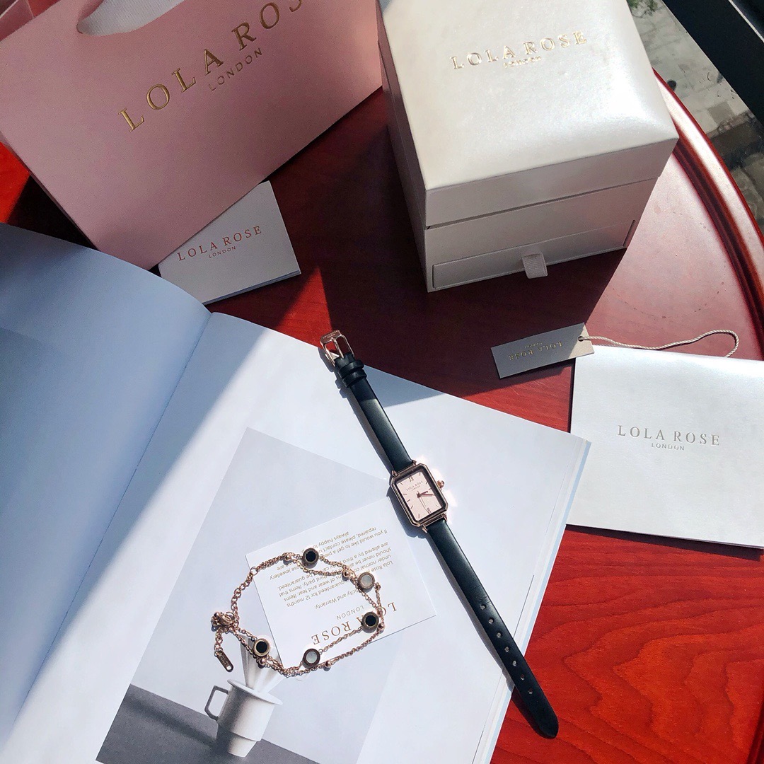 LR4180-2 来自英国小众品牌——Lola Rose，比起街上随处可见的DW，Lola Rose可以说是