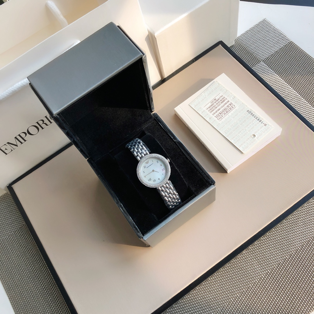 AR11354 新款阿玛尼时尚休闲女士腕表，佟丽娅同款，腕美展现，熠熠生辉，多彩优雅姿态，璀璨表盘复古罗马