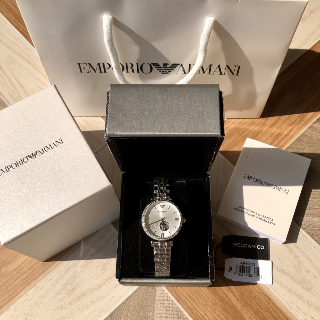 AR60022 阿玛尼（Armani）全自动机械女表，AR60022，经典简约意式风情，又美又飒，机芯外露