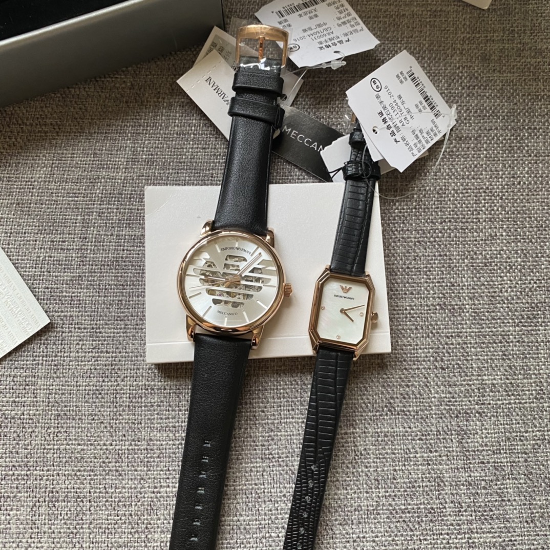 AR60031_AR11390 阿玛尼情侣款AR60031+11390 宋威龙同款，匠心独具，时尚休闲，品牌logo鹰型镂