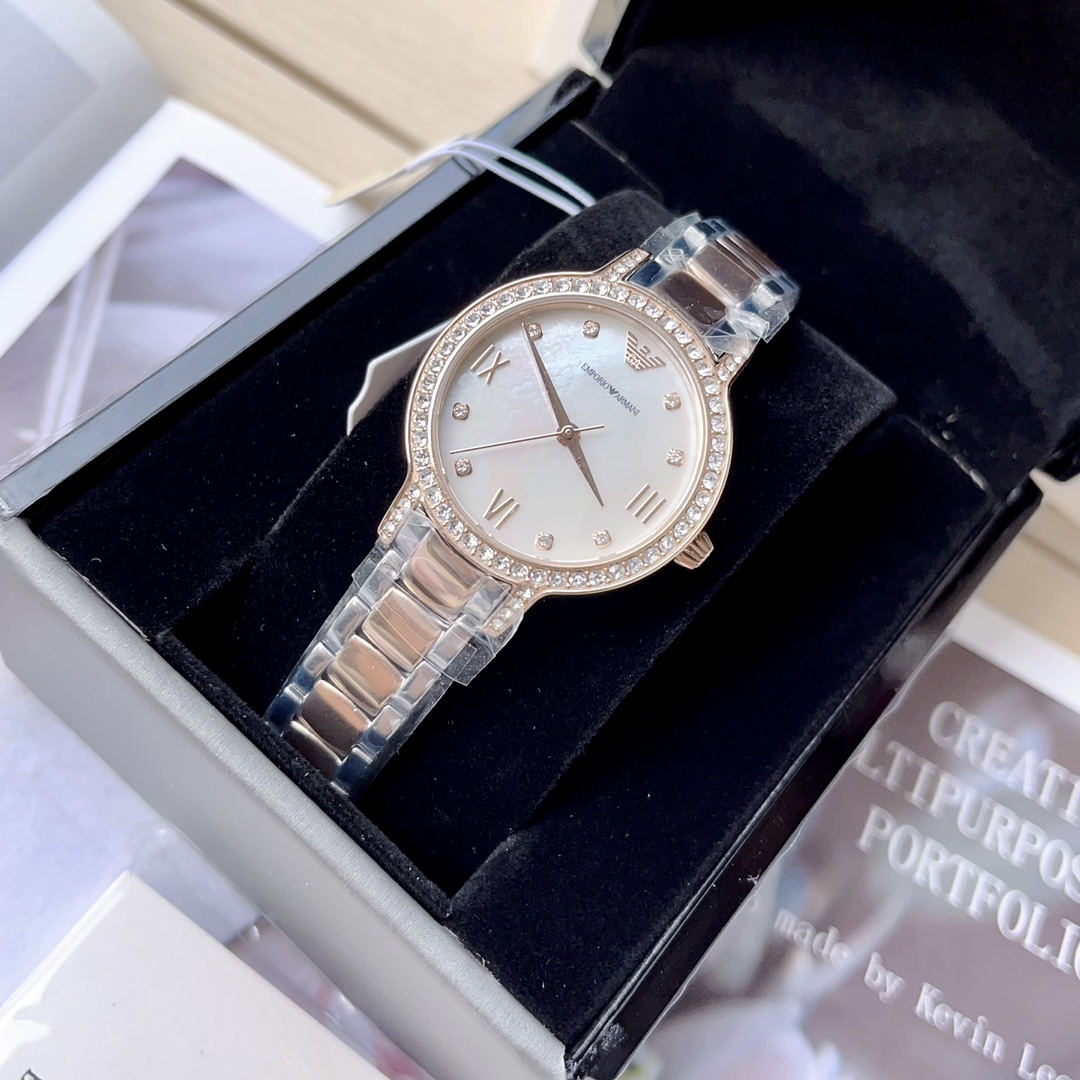 AR11499 阿玛尼ARMANI女表,尺寸:32mm,是女生就永远抵挡不住圈钻的诱惑,带上手腕的一刻,眼